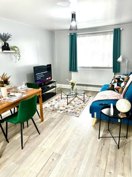 Charming 1-Bed Flat- Free Wifi & On-Street Parking Apartment London Exterior photo